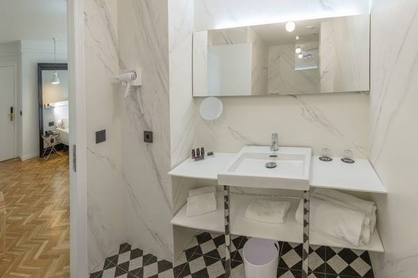 Superior kamer met extra bed Hotel SH Ingles Valencia