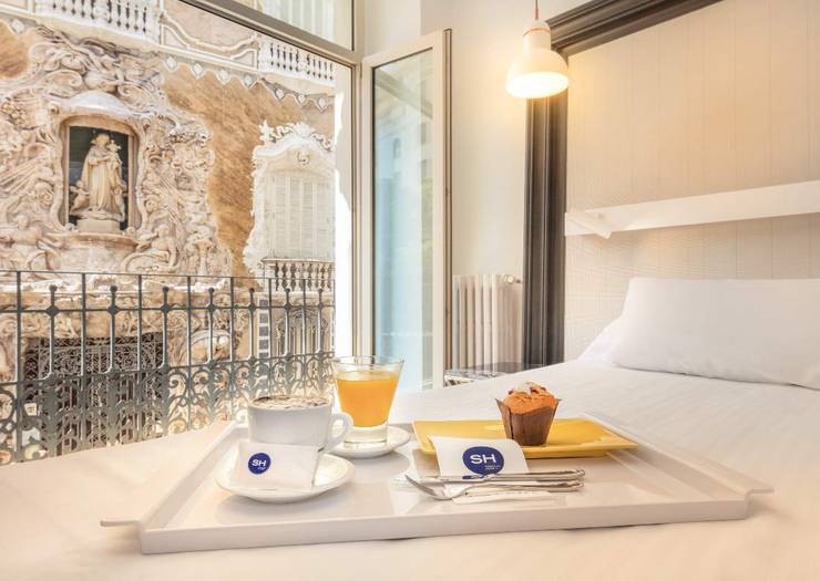 Room with palace views (17m2) SH Ingles Hotel Valencia Room with palace views (17m2) SH Ingles Hotel Valencia