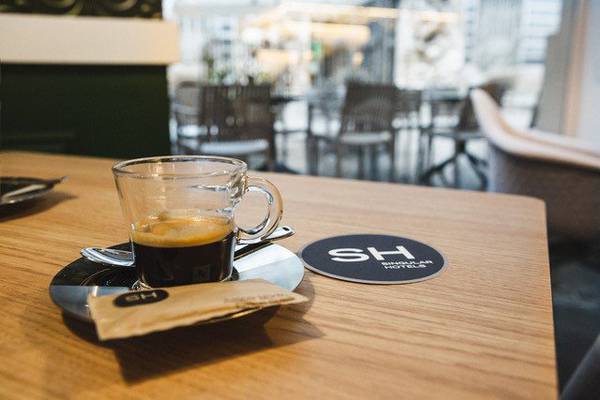 CAFÉ CAFÉ
