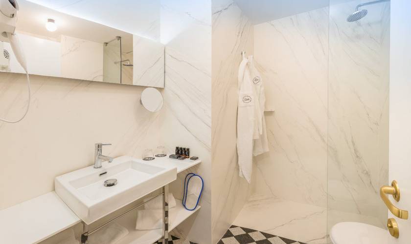 Habitación superior (20m2) Hotel SH Inglés Valencia Habitación superior (20m2) Hotel SH Inglés Valencia