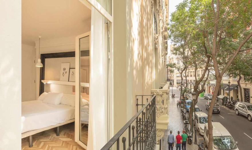 Superior room with an extra bed SH Ingles Hotel Valencia Superior room with an extra bed SH Ingles Hotel Valencia