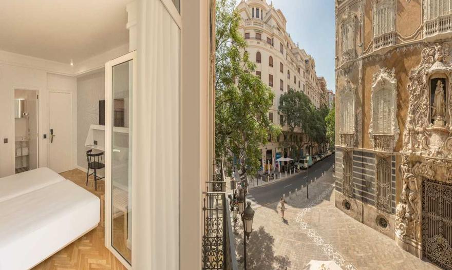 Room with palace views (17m2) SH Ingles Hotel Valencia Room with palace views (17m2) SH Ingles Hotel Valencia